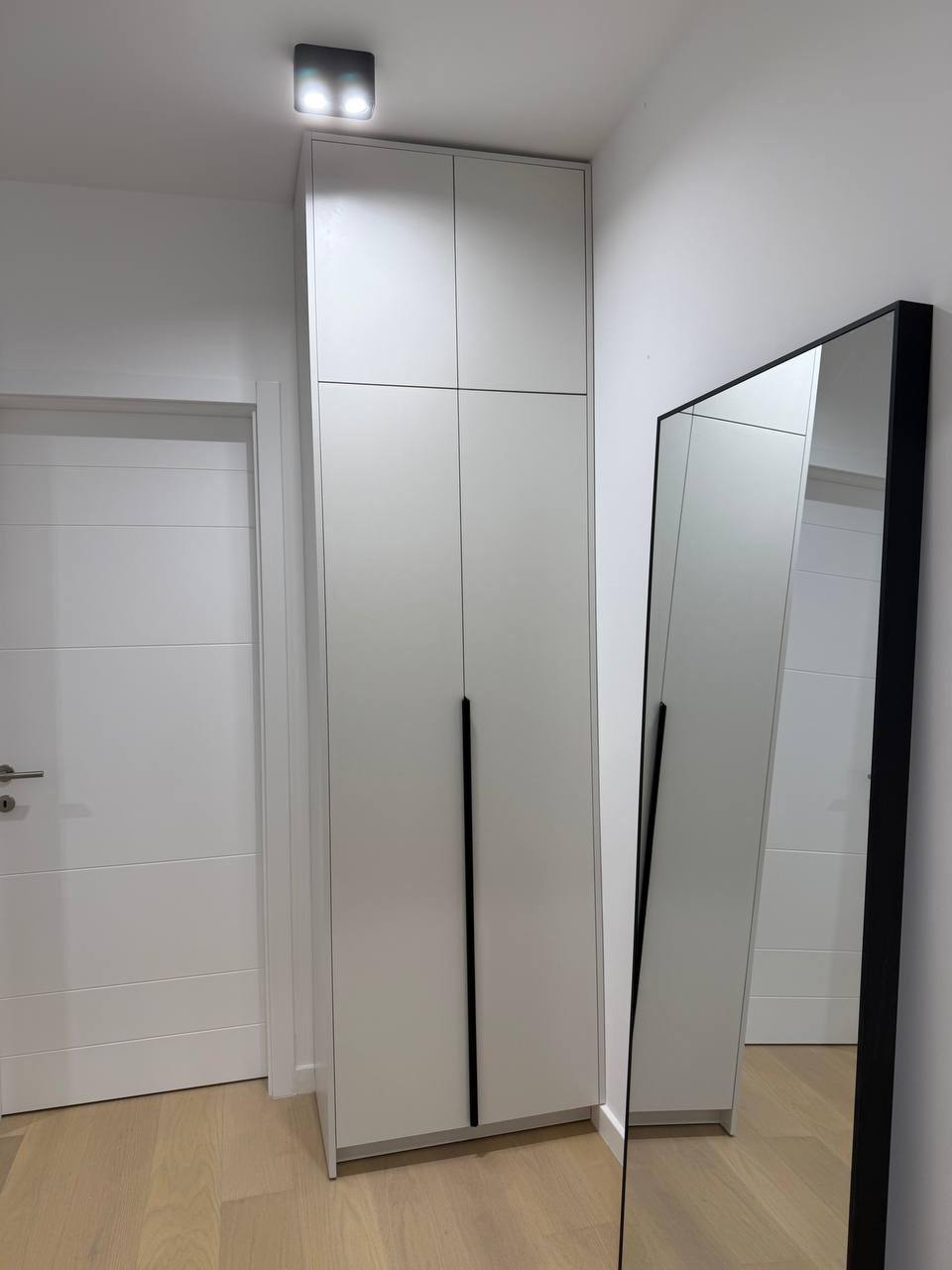 Ormari u Beogradu · Fotografija 2